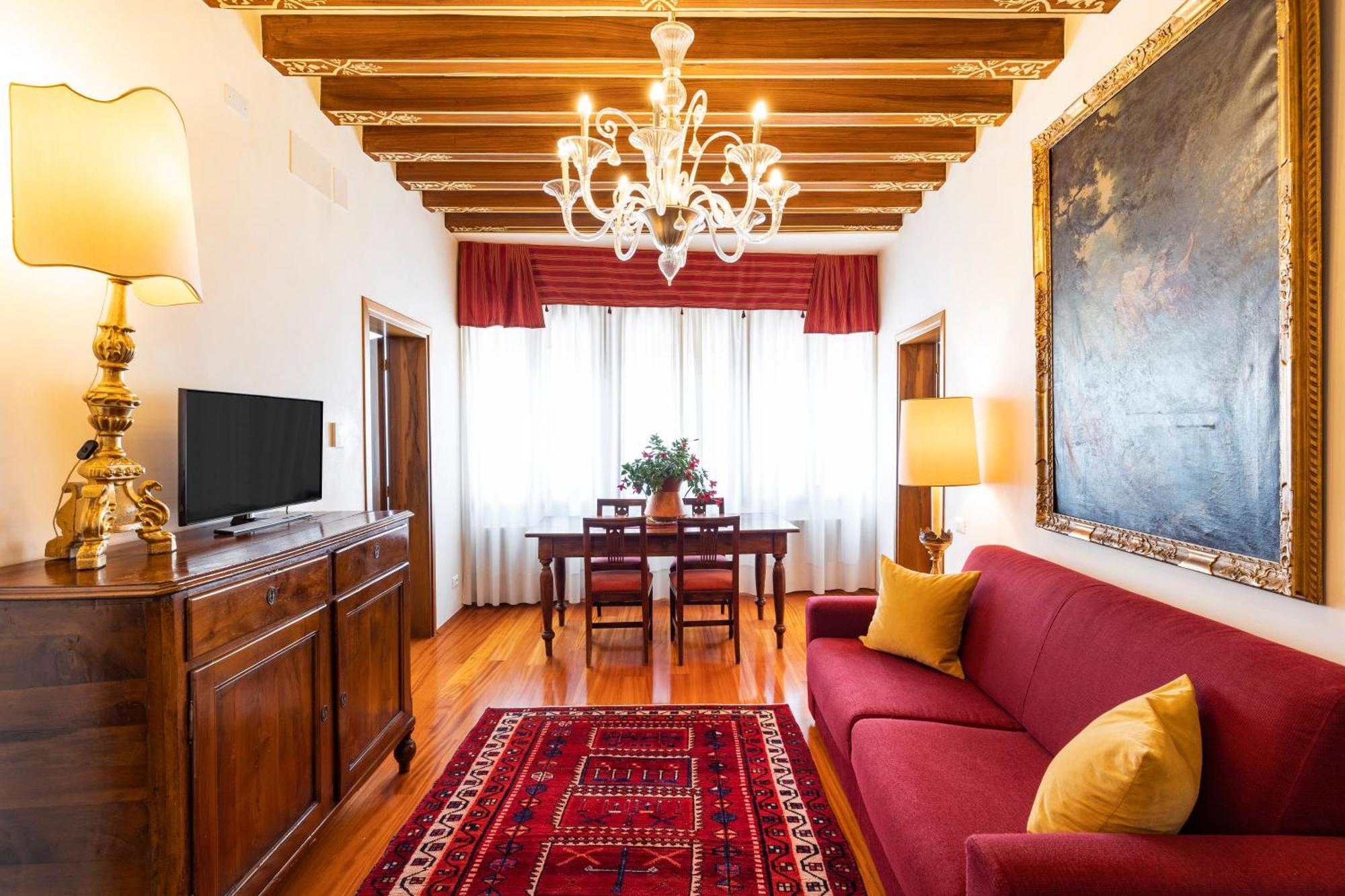 Palazzo Schiavoni Residenza D'Epoca & Suite-Apartments Venezia Eksteriør bilde